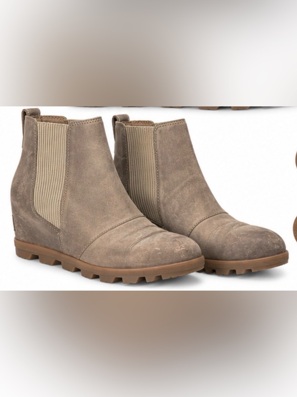 Sorel Joan of Arctic Wedge II Chelsea Suede Boots – Size 7